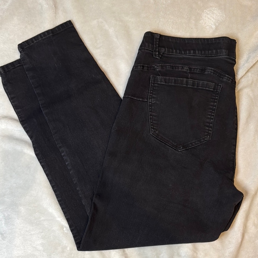 Democracy black skinny Jeans size 16 tummy control